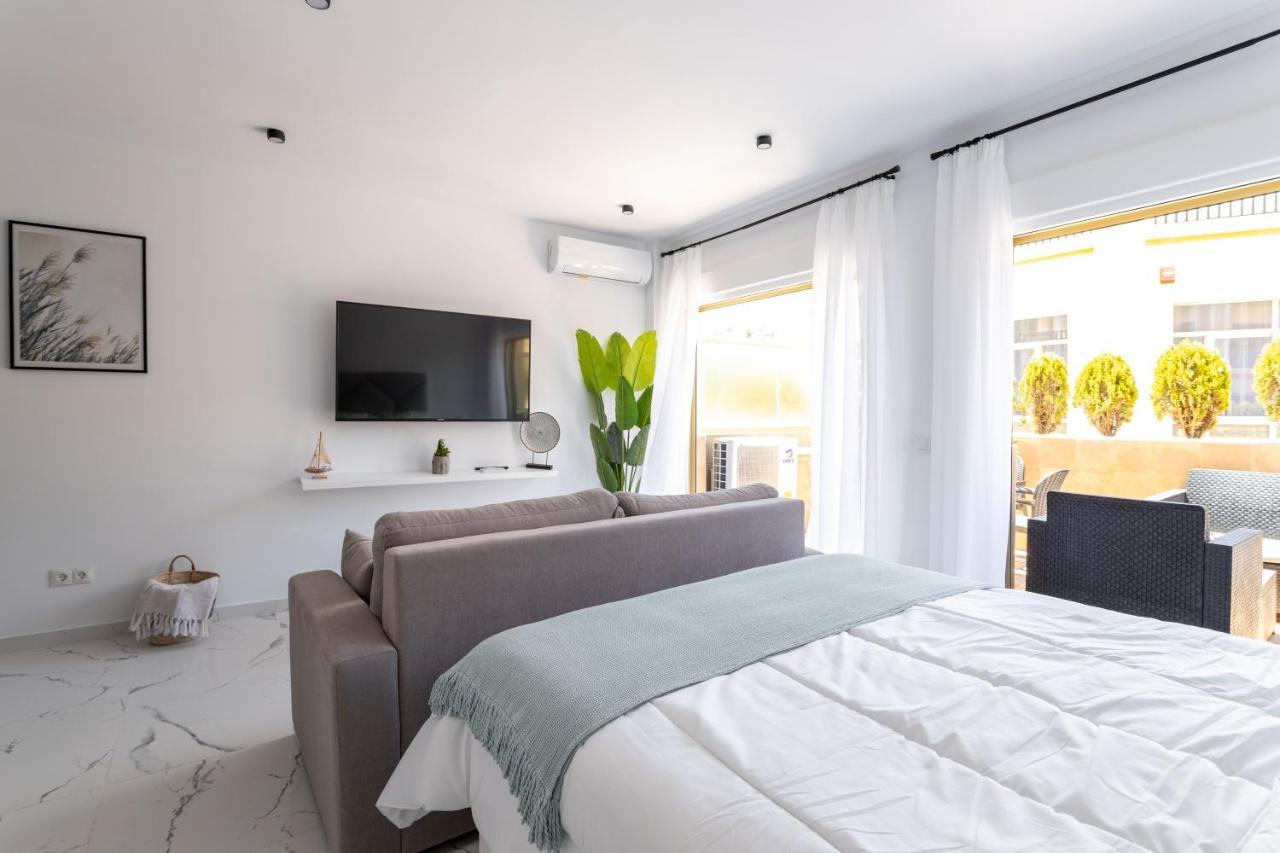 Oleholidays 602 Romana Playa Primera Linea Playa Marbella Exterior photo